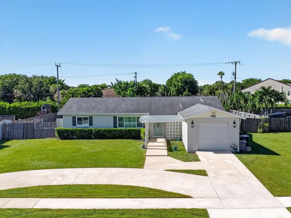 7752 SAINT ANDREWS Road, Lake Worth, FL 33467