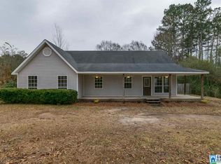 820 County Road 33, Calera, AL 35040