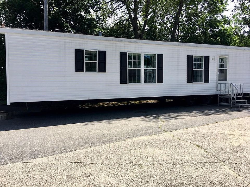 1st image of 20 Stella Dr
