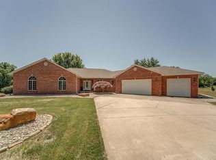 2103 Borchers Ln, O Fallon, IL 62269