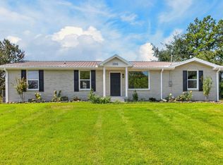 2202 Lynwood Dr, Greenbrier, TN 37073
