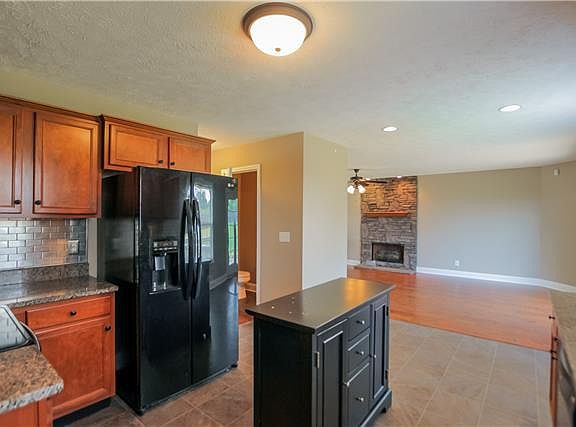 4th image of 1815 Patricia Dr