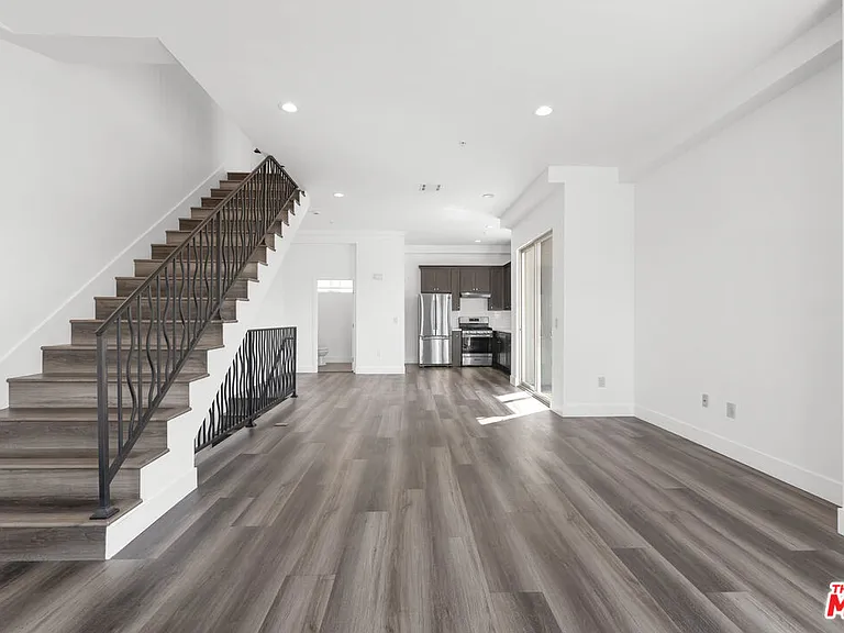 6006 N Klump Ave #1 — Photo 7