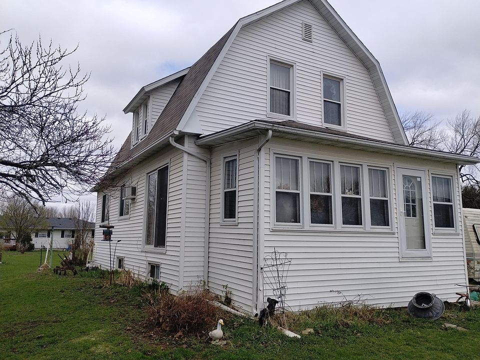 1st image of 500 Highland St