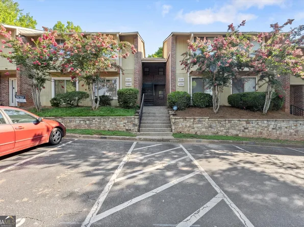 2192 Palmyra Dr SE, Marietta, GA 30067