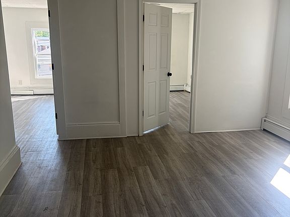 5th image of 66 Broadway Unit 3L