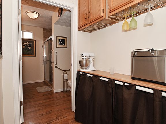5th image of 6463 Glory Maple Ln