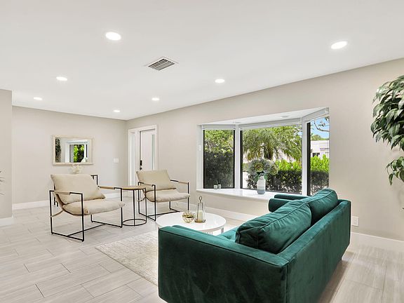 4th image of 1035 NW 5th Ave