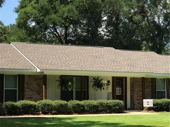 750 Norton Dr, Satsuma, AL 36572