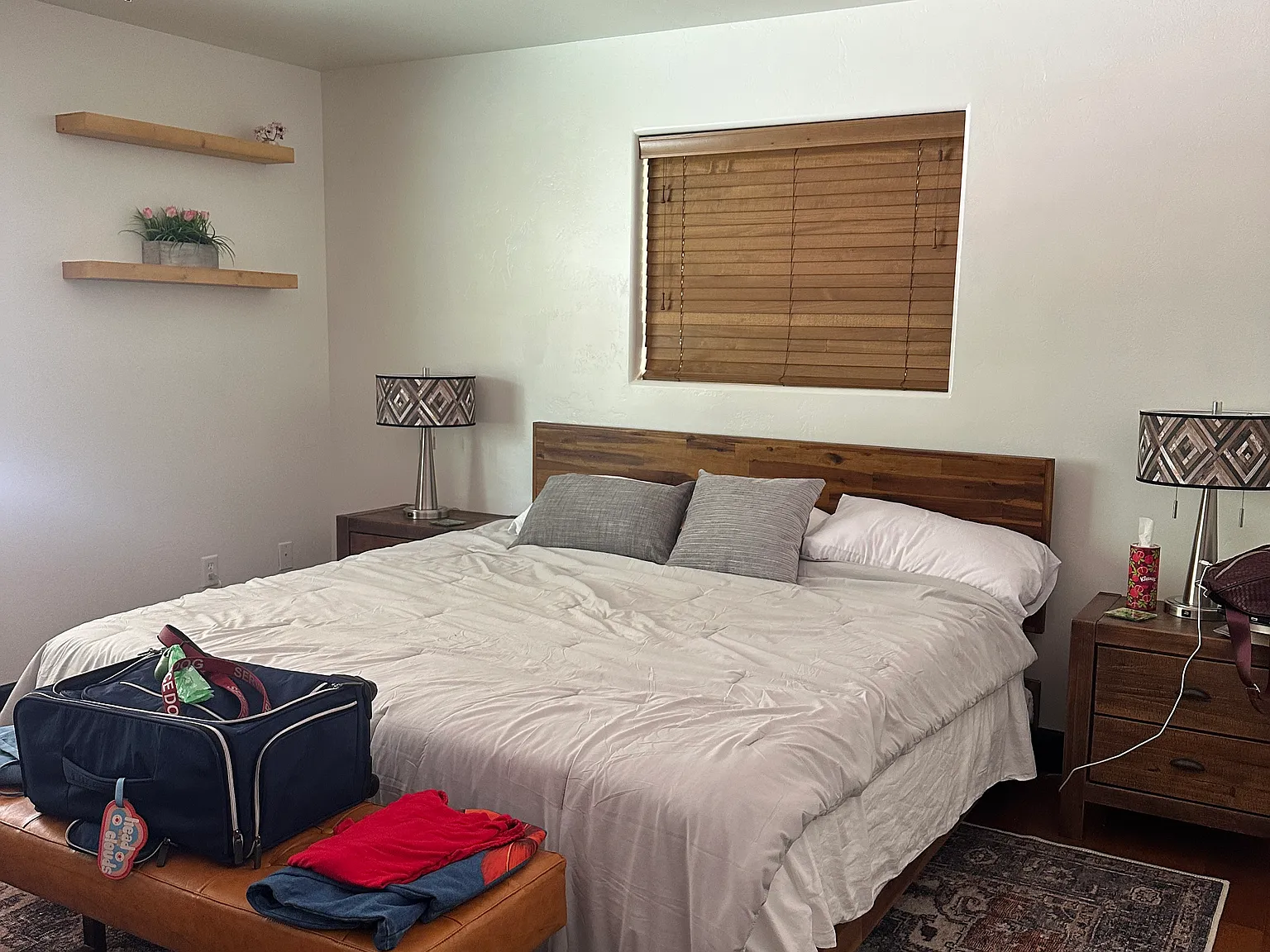 3 bed, 3.5 bath, 2066 sqft, $4,000 — Photo 4