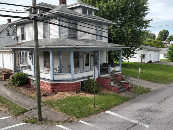 322 S Gardner St, Barnesville, OH 43713