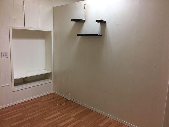 5th image of 440 E 240th St #S1