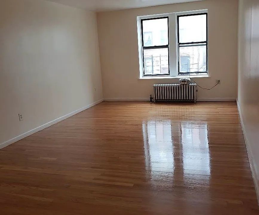 2nd image of 2355 E 12th St #1Y