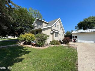 401 Redbird Ave, Hayti, SD 57241