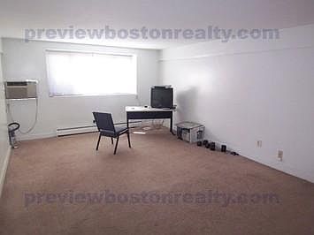 2nd image of 36 Dighton St #X1