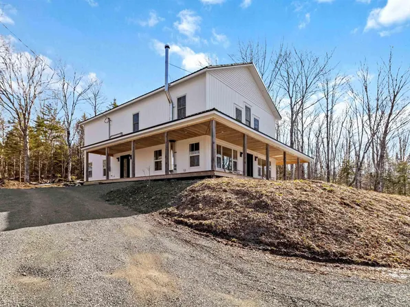 64 Lily Lake Rd, East Hants, NS B0N 1Z0