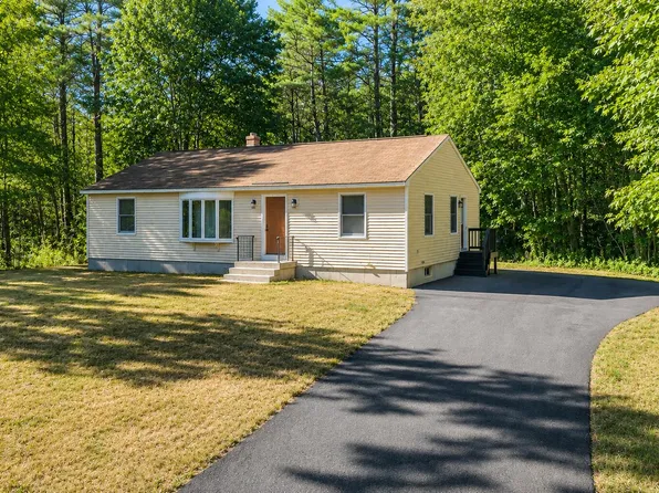 4 Mayfield Drive, Westbrook, ME 04092