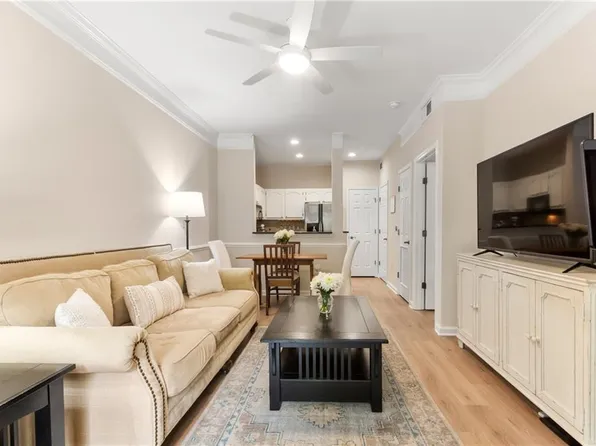 2700 Pine Tree Rd NE Unit 4005, Atlanta, GA 30324