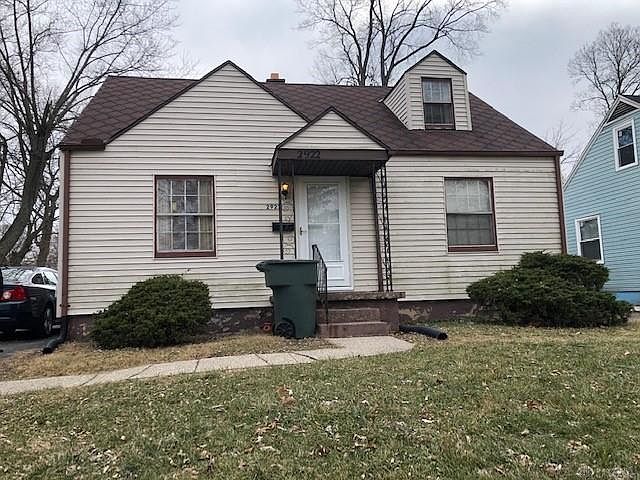 1st image of 2922 Oakridge Dr