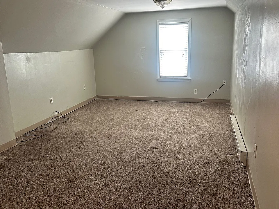 116 Aiken Ave #2