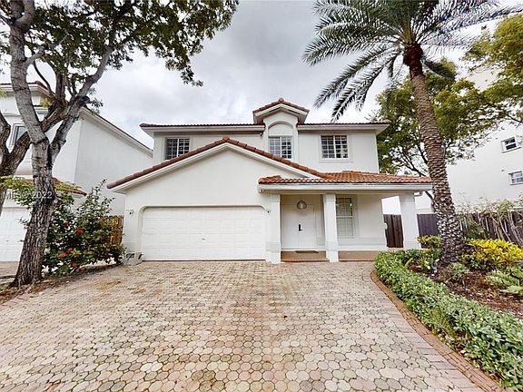 5th image of 10867 NW 59th St