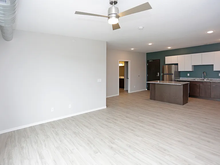Uptown Apartments — Photo 2