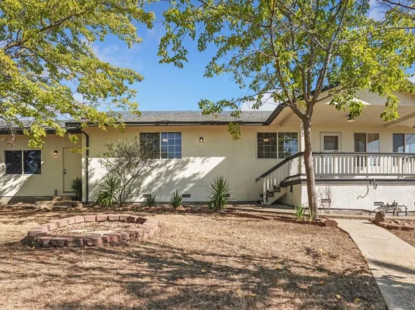 4272 Coyote Dr, Ione, CA 95640