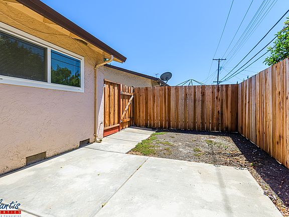 2nd image of 2630 Bowers Ave #3