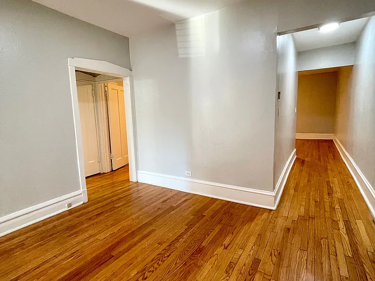 840 W Elmwood Ave #1 — Photo 11