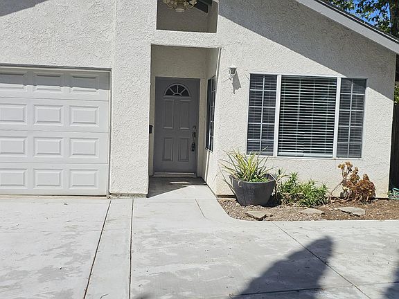 5th image of 4551 Parkglen Cir