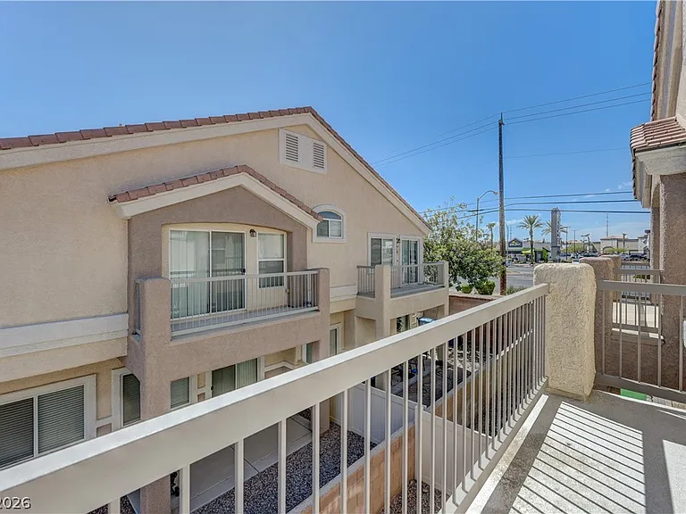 5507 Big Red Ct #103 — Photo 40