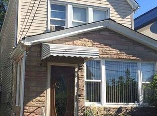 19453 115th Rd, Saint Albans, NY 11412