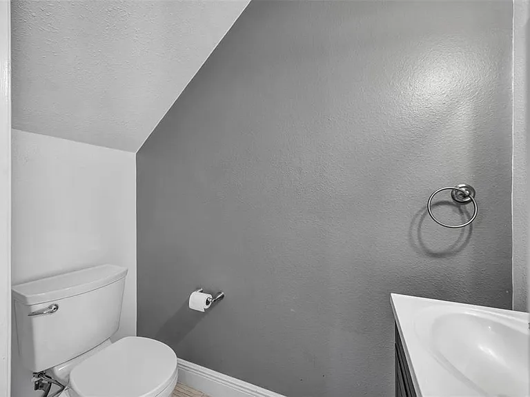 6127 Bayside Key Dr — Photo 19