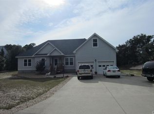 261 Hillcrest Dr, Southern Shores, NC 27949