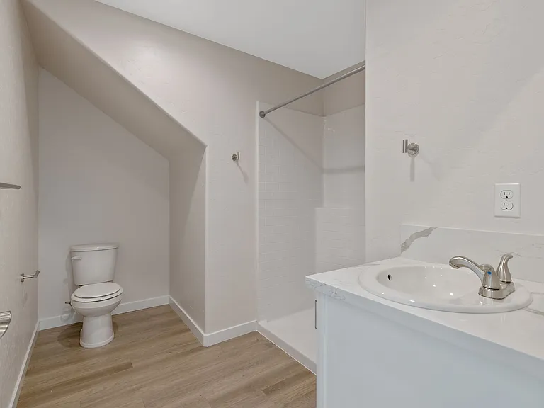 1363 W Grangeville Blvd — Photo 40