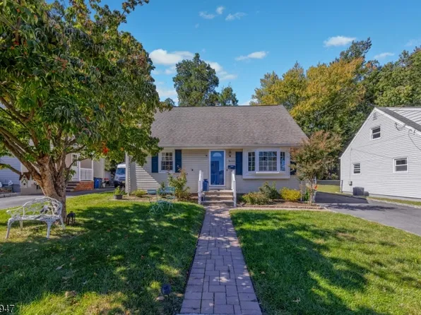 14 Farmingdale Ave, Bloomfield Twp., NJ 07003