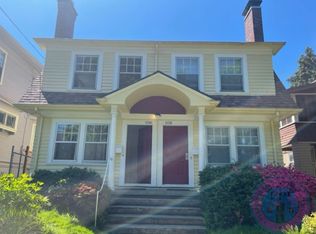 2340 SE Salmon St, Portland, OR 97214