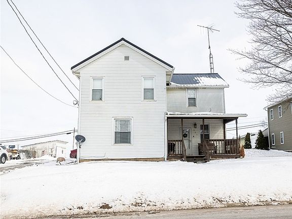2nd image of 139 W Millersburg St