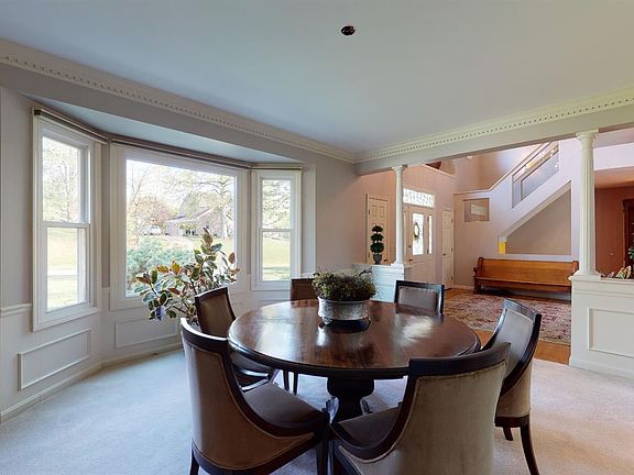 5th image of 853 Cannes Ct