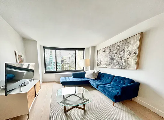 Rented by Corcoran | media 9