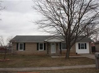 513 Pinoak Dr, Nicholasville, KY
