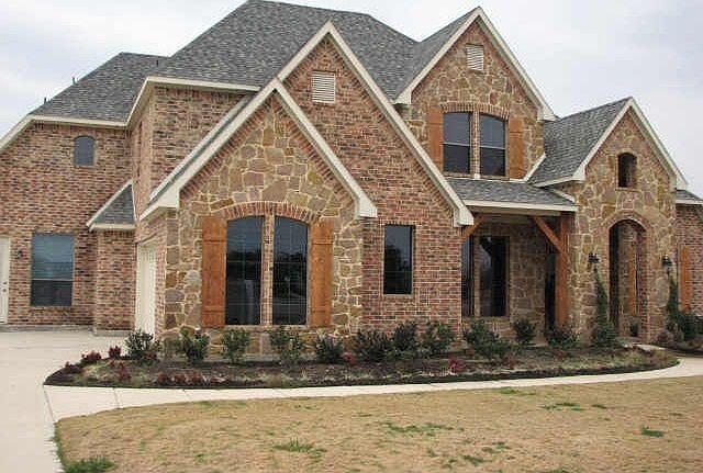 1st image of 418 Club House Dr