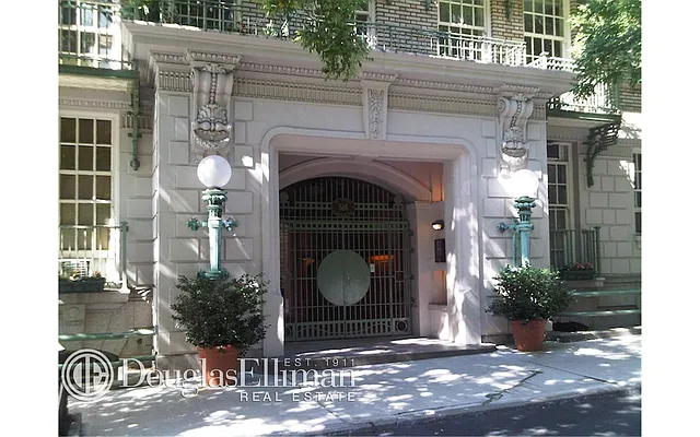 Rented by Douglas Elliman | media 18