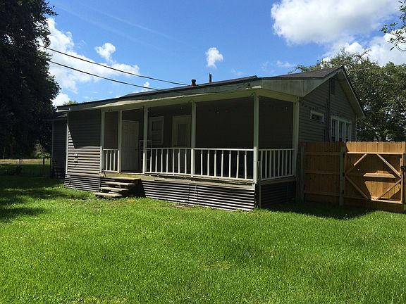 3rd image of 307 Dulles Dr