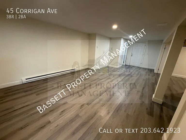 45 Corrigan Ave — Photo 32