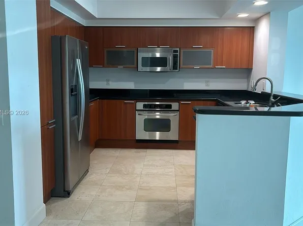 14951 Royal Oaks Ln APT 702, North Miami, FL 33181