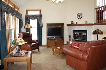 2nd image of 6405 Brockway St