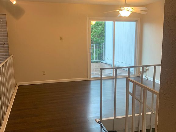 3rd image of 2270 Jamestown Ln
