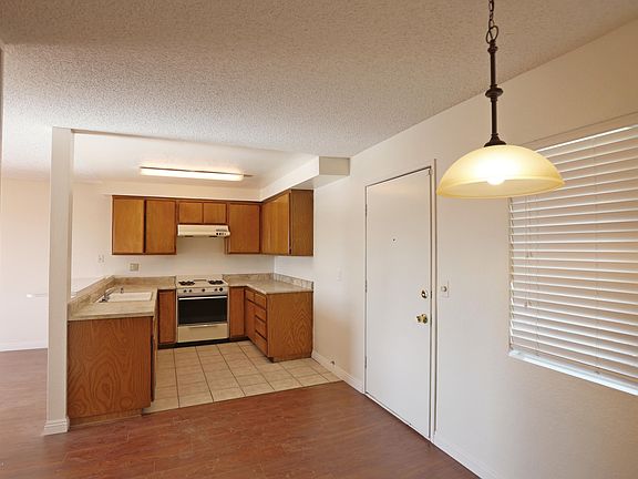 5th image of 726 E Pearl St #H