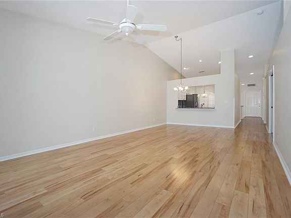 4th image of 606 Captn Kate CT #8